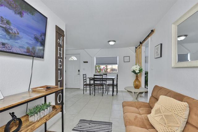 2575 S HIMES AVENUE A, Tampa, FL 33629