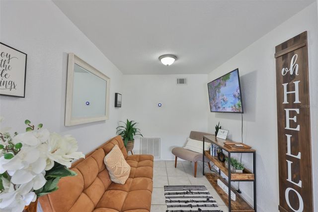 2575 S HIMES AVENUE A, Tampa, FL 33629