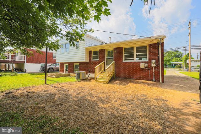2607 SMITH AVE, Baltimore, MD 21209