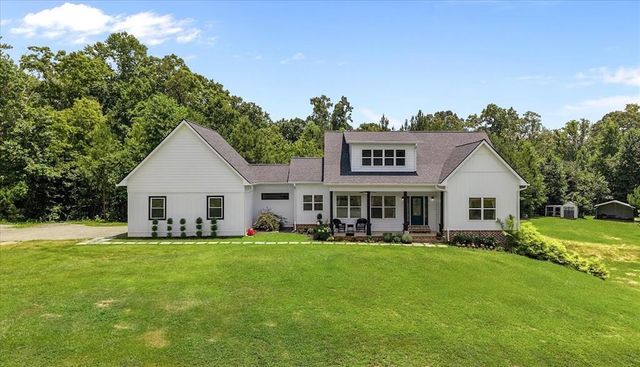 160 Shoemake Road, Carrollton, GA 30116