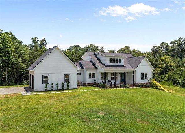 160 Shoemake Road, Carrollton, GA 30116