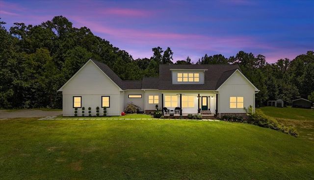 160 Shoemake Road, Carrollton, GA 30116
