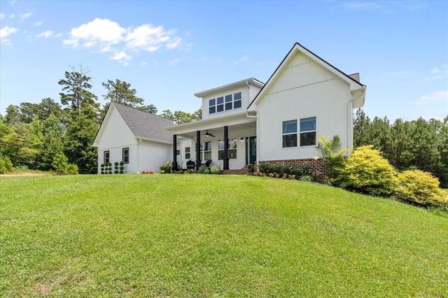 160 Shoemake Road, Carrollton, GA 30116