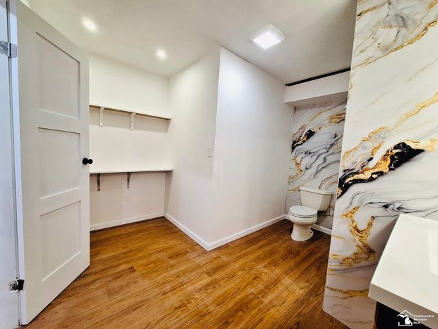 48050 Hull Road, Van Buren Twp, MI 48111