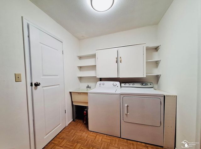 48050 Hull Road, Van Buren Twp, MI 48111