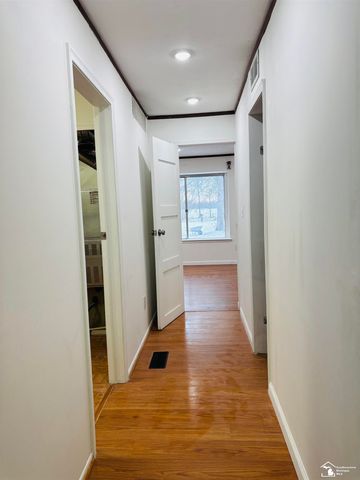 48050 Hull Road, Van Buren Twp, MI 48111