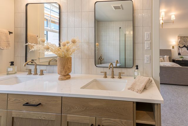 2992 NW Polarstar Avenue 23, Bend, OR 97703