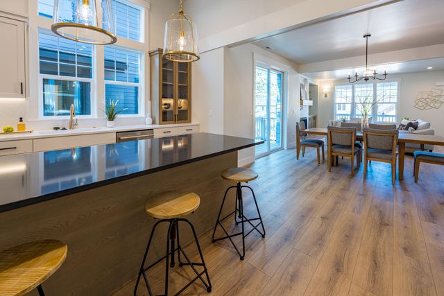 2992 NW Polarstar Avenue 23, Bend, OR 97703