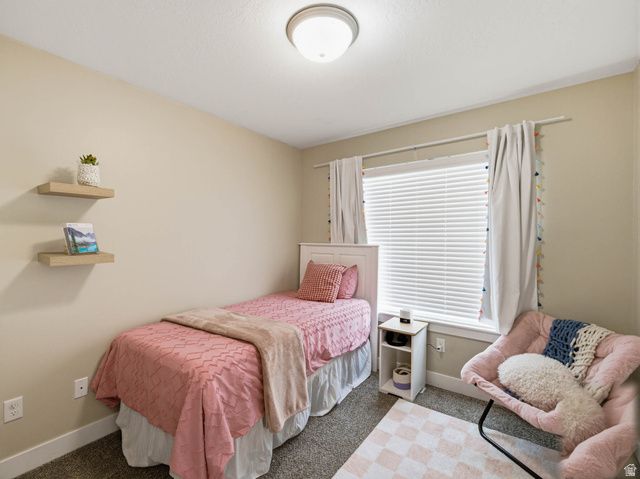 6654 S WALLSBURG DR, Taylorsville, UT 84123