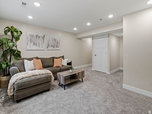 6654 S WALLSBURG DR, Taylorsville, UT 84123