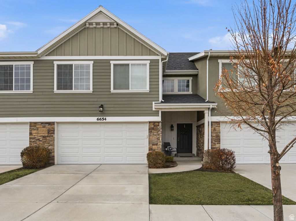 6654 S WALLSBURG DR, Taylorsville, UT 84123