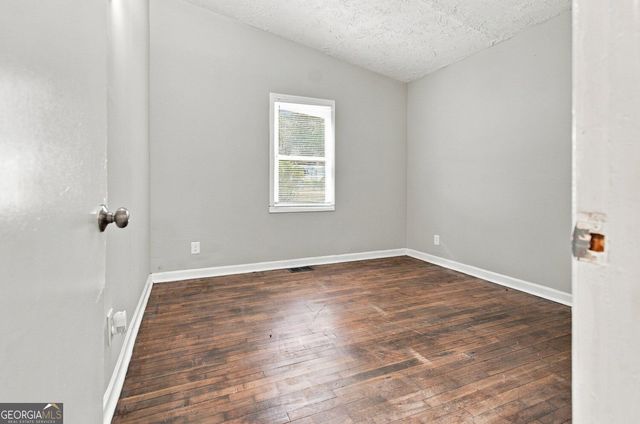 1648 Mary George Avenue NW, Atlanta, GA 30318