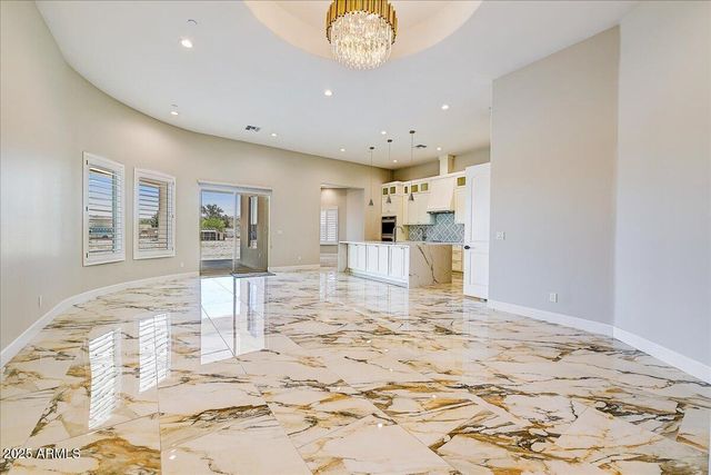 27730 N 35TH Avenue, Phoenix, AZ 85083