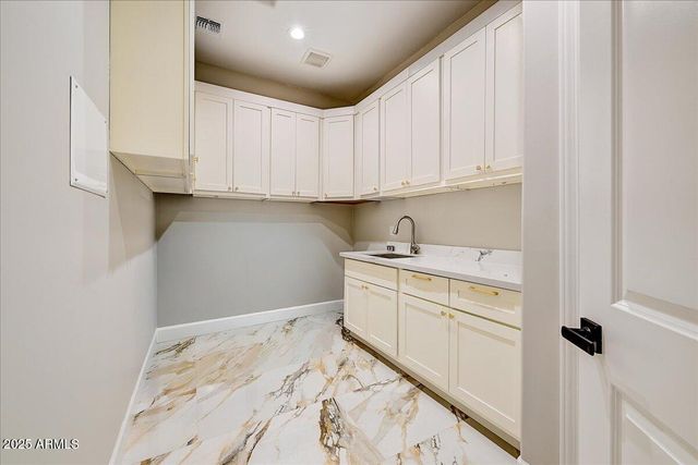 27730 N 35TH Avenue, Phoenix, AZ 85083