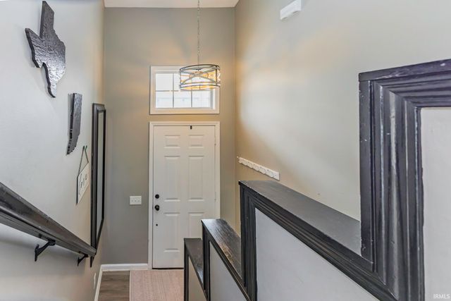 3802 N Lakeside Drive, Muncie, IN 47304