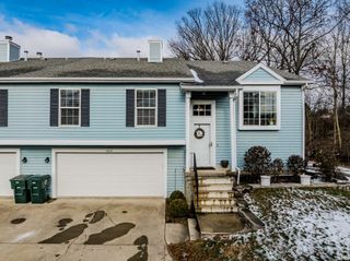 3802 N Lakeside Drive, Muncie, IN 47304