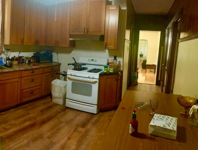 1504 W 71st Place, Chicago, IL 60636