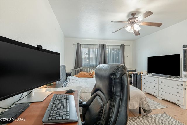 3940 E Timrod St Unit 103, Tucson, AZ 85711