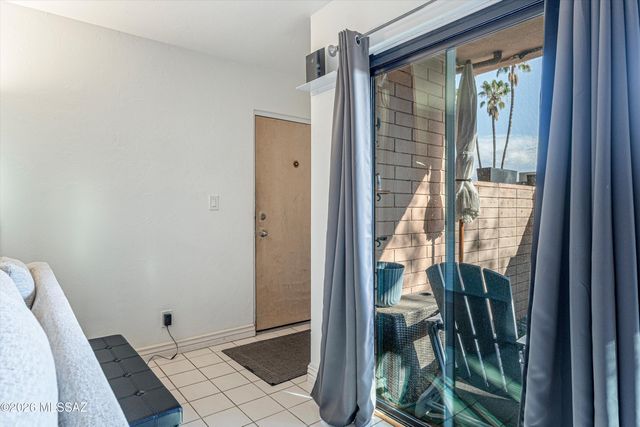 3940 E Timrod St Unit 103, Tucson, AZ 85711