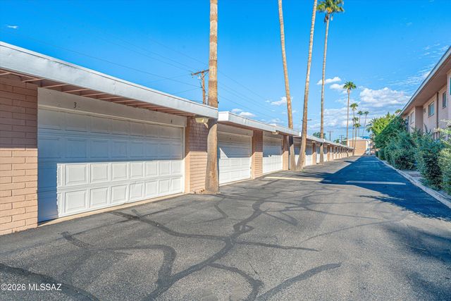 3940 E Timrod St Unit 103, Tucson, AZ 85711