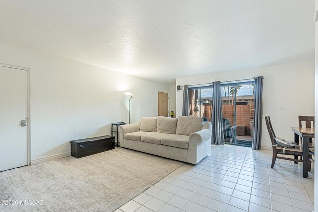 3940 E Timrod St Unit 103, Tucson, AZ 85711