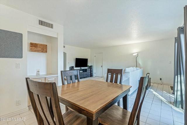 3940 E Timrod St Unit 103, Tucson, AZ 85711
