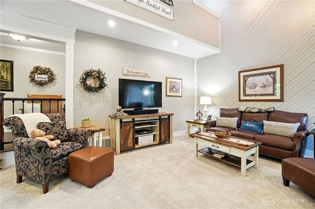 1101 Spruce Drive, Springfield, OH 45504