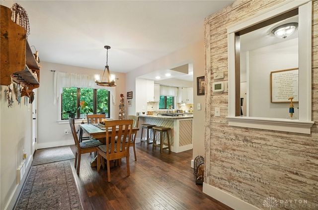 1101 Spruce Drive, Springfield, OH 45504