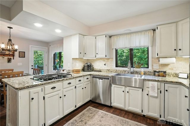 1101 Spruce Drive, Springfield, OH 45504