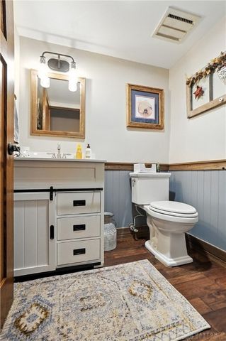 1101 Spruce Drive, Springfield, OH 45504