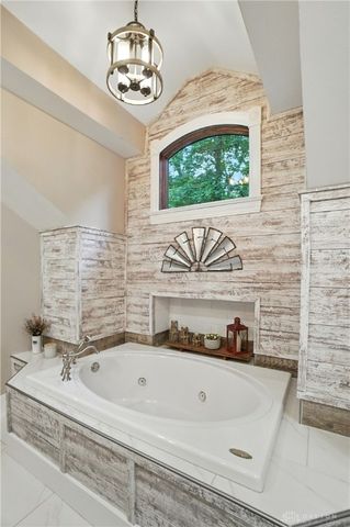 1101 Spruce Drive, Springfield, OH 45504