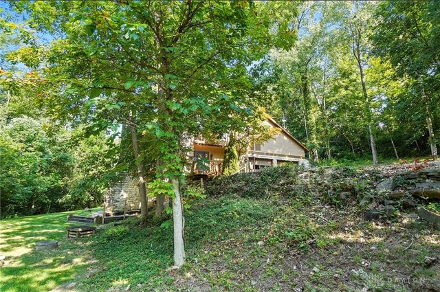 1101 Spruce Drive, Springfield, OH 45504
