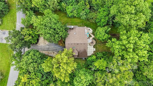 1101 Spruce Drive, Springfield, OH 45504