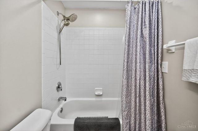 7313 Haverhill Lane, Hamilton Twp, OH 45039