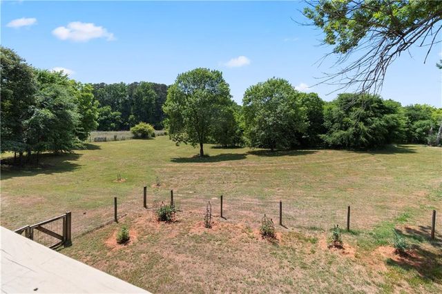 4140 HWY 332, Hoschton, GA 30548