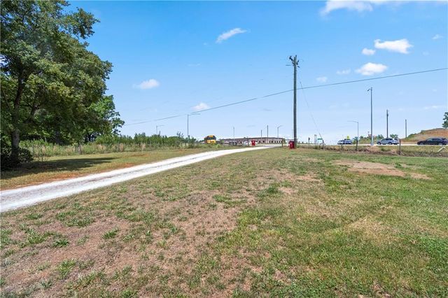 4140 HWY 332, Hoschton, GA 30548