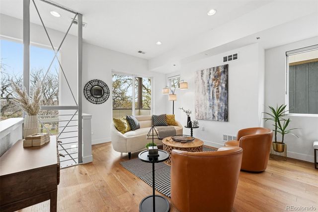 2215 Eliot Street, Denver, CO 80211