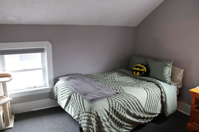 186 Spencer St, Fall River, MA 02721