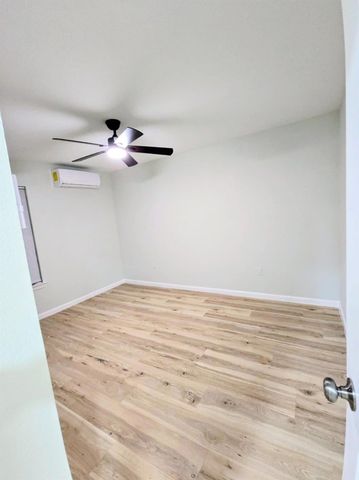 401 Trichelle Street, Pasadena, TX 77506