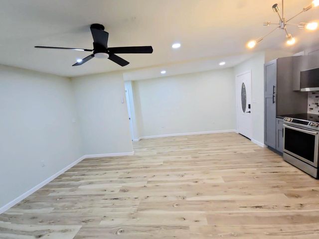 401 Trichelle Street, Pasadena, TX 77506