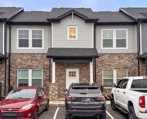 1564 Elliott Williams Pvt Way, Gallatin, TN 37066