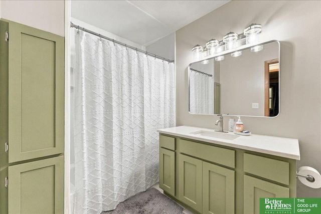 18109 Coit Road, Council Bluffs, IA 51503