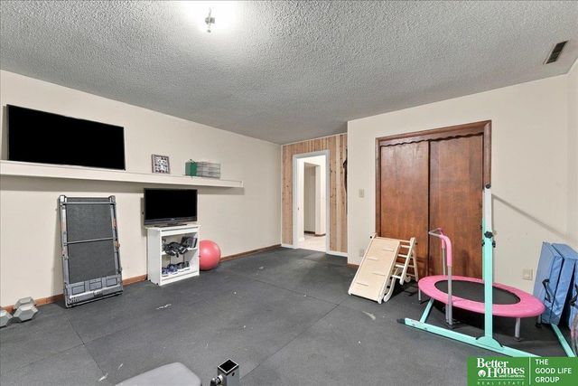 18109 Coit Road, Council Bluffs, IA 51503