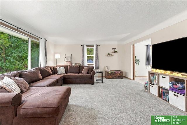 18109 Coit Road, Council Bluffs, IA 51503