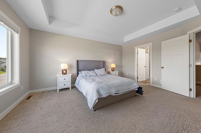 10 Sunset Court, North Mankato, MN 56003