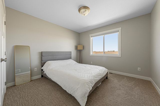 10 Sunset Court, North Mankato, MN 56003