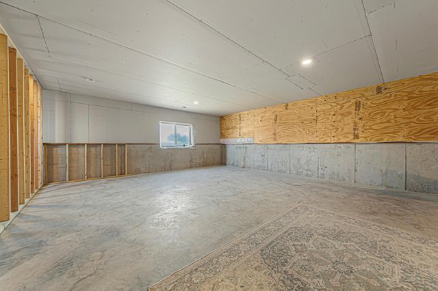 10 Sunset Court, North Mankato, MN 56003