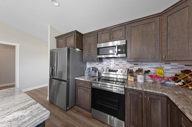 10 Sunset Court, North Mankato, MN 56003