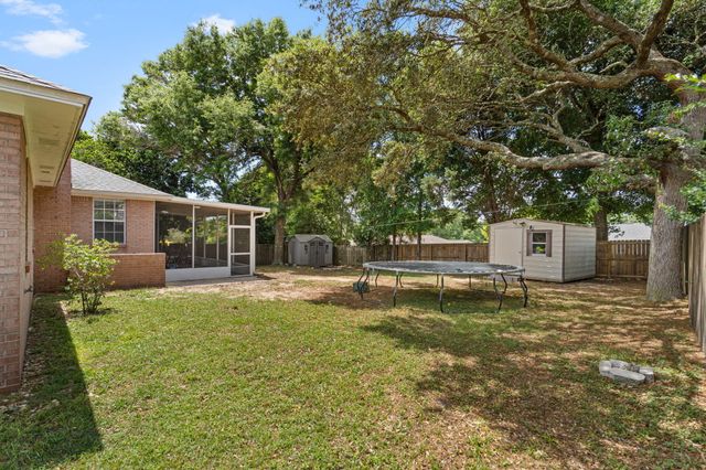 193 Villacrest Drive, Crestview, FL 32536