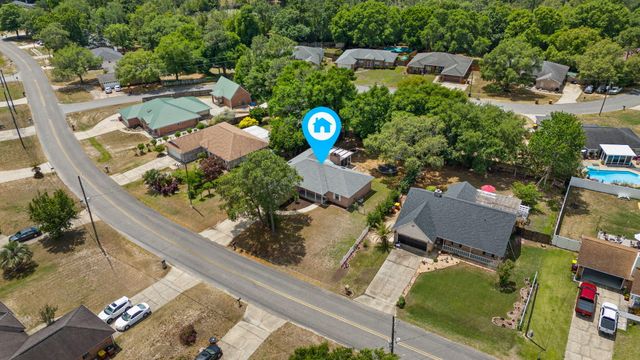 193 Villacrest Drive, Crestview, FL 32536